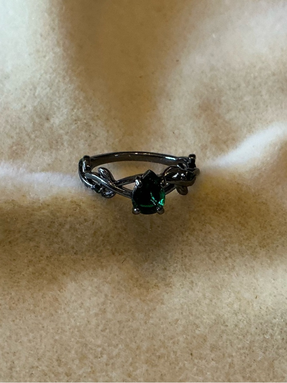 Black Vine Ring with Emerald Green Stone, size 9